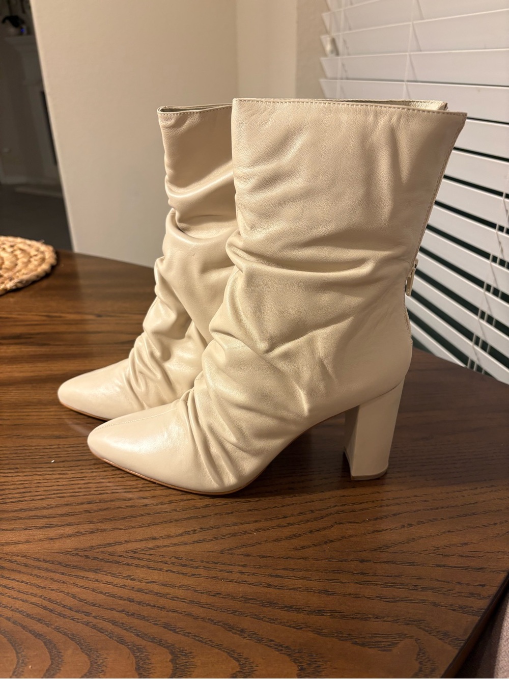 Matisse Colette Ruched Booties - Picture 2 of 9